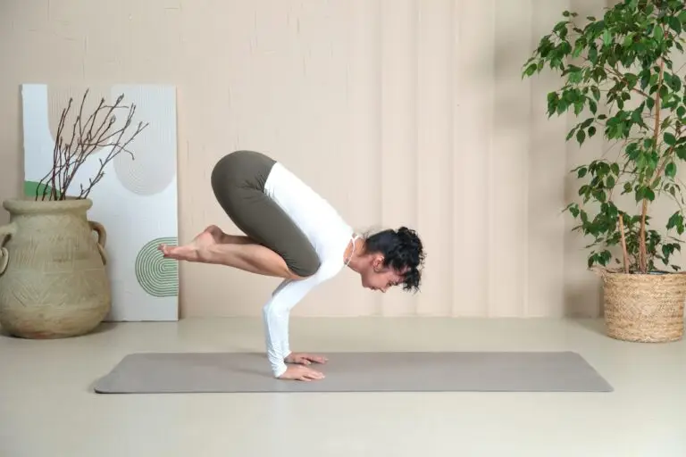 yoga asana terzo chakra